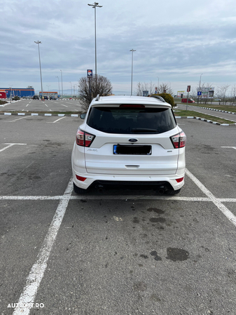 Ford Kuga 2.0 EcoBoost 4WD Aut. Vignale - 2