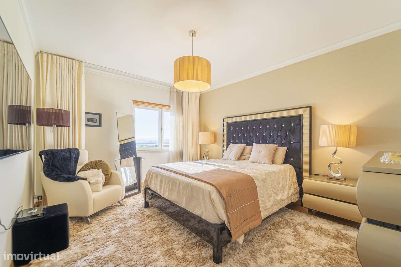 Apartamento T4 com Vista Rio no Alto do Restelo, Belém – 262 m²-32