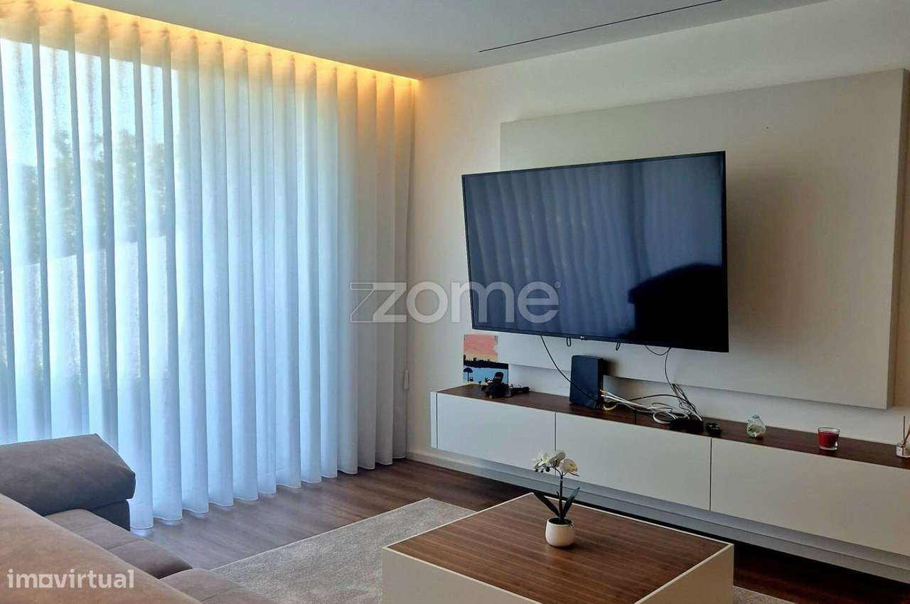 Moradia T3 Semi-Nova em Lanhas, Vila Verde-9