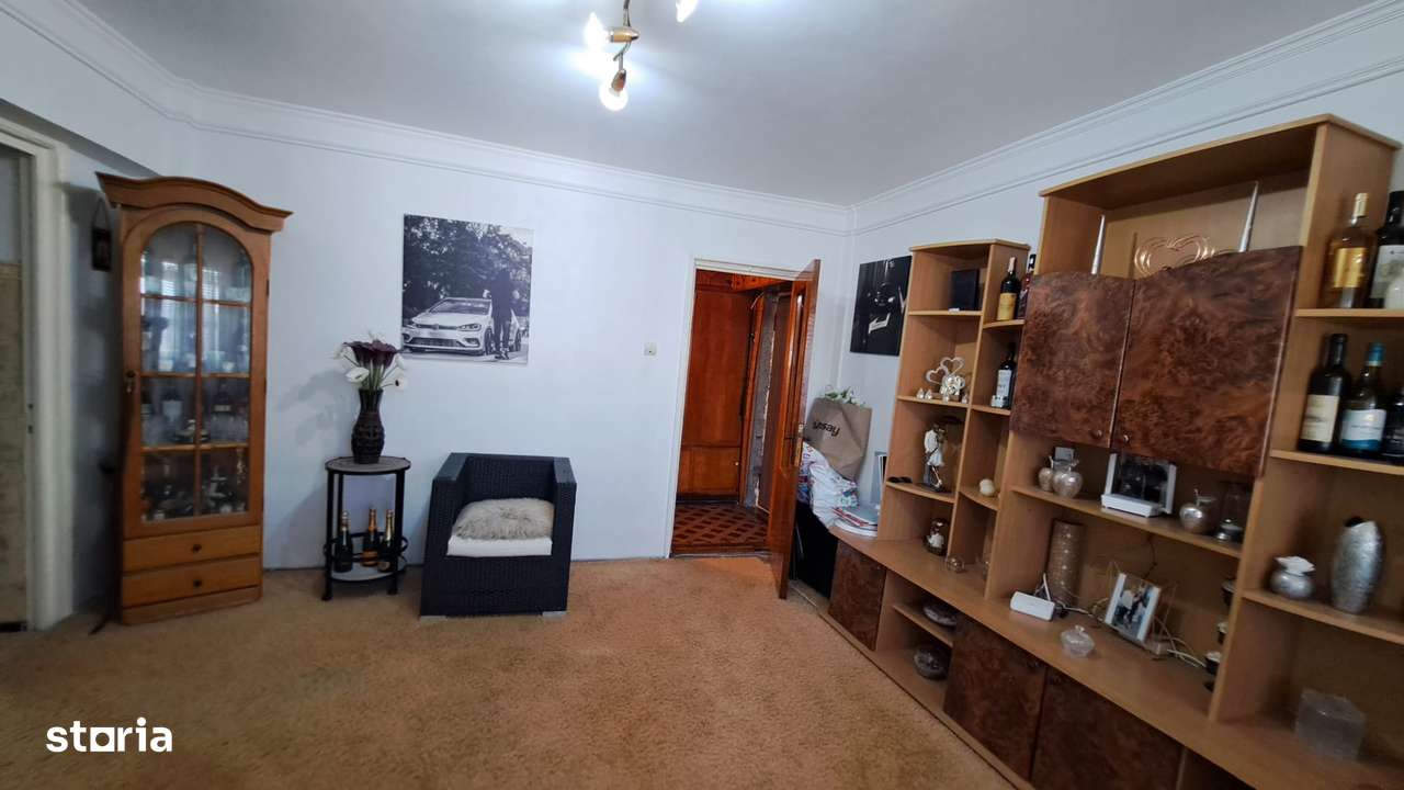 Piata Km4-5,  3 camere, mobilat, utilat, centrala gaze, loc de parcare - Imagine principală: 5/17