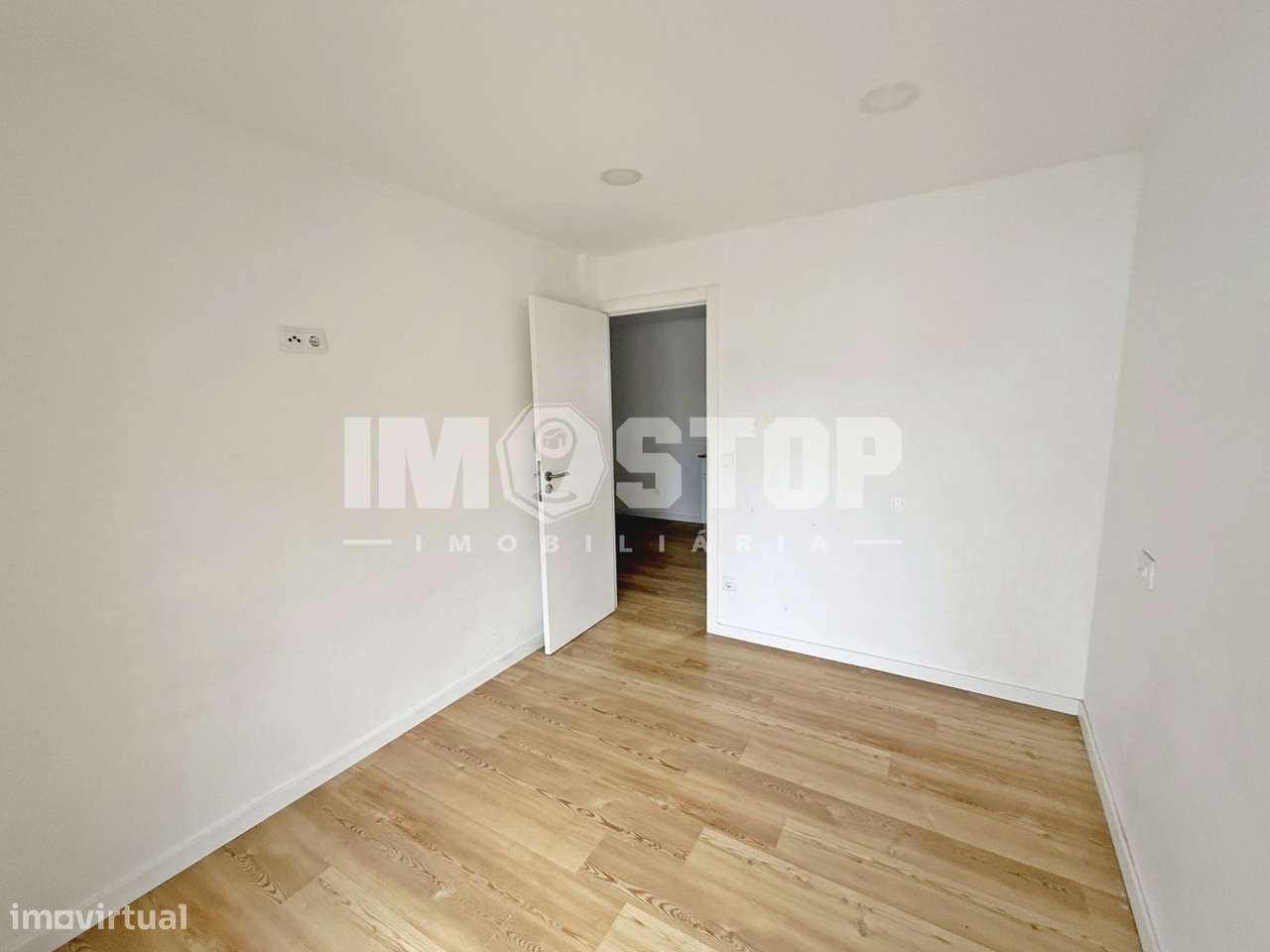 Apartamento T2 em Sangalhos - Grande imagem: 3/9