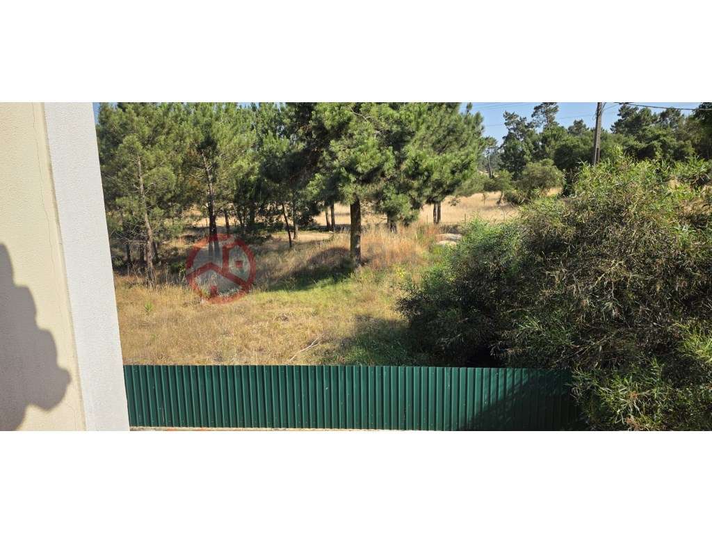 Terreno urbano com 1214m², com moradia edificada.-22