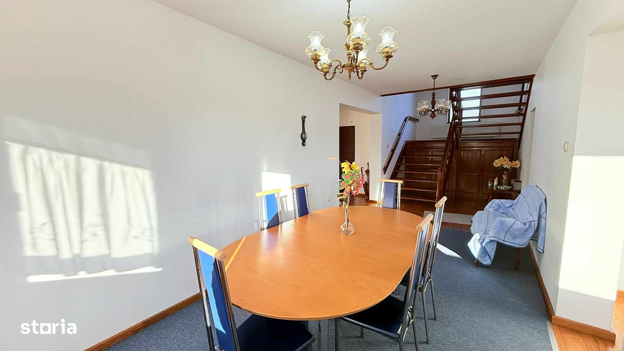 Casa de vanzare cu 4 camere, 4 bai, teren 1540mp - Sangeorgiu de Mures-12