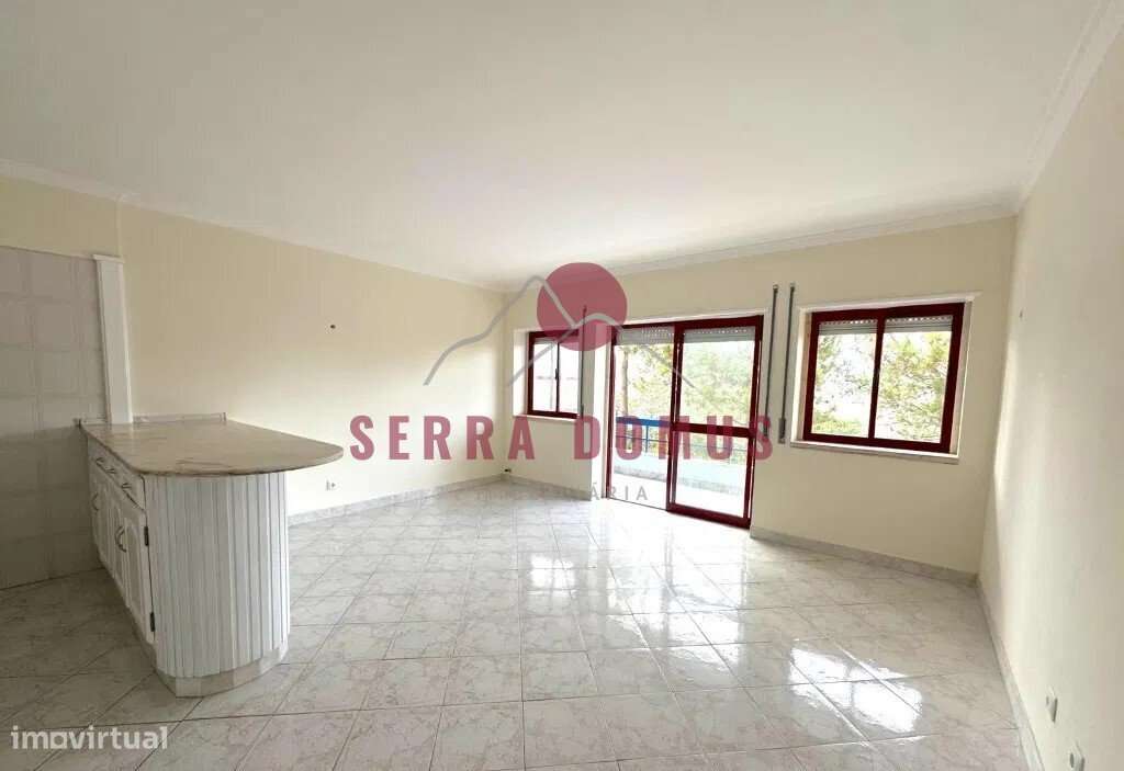 Apartamento T1  junto ao mar - Praia do Magoito com lugar de estaci...-8