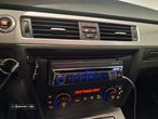 BMW 320 d Exclusive - 12