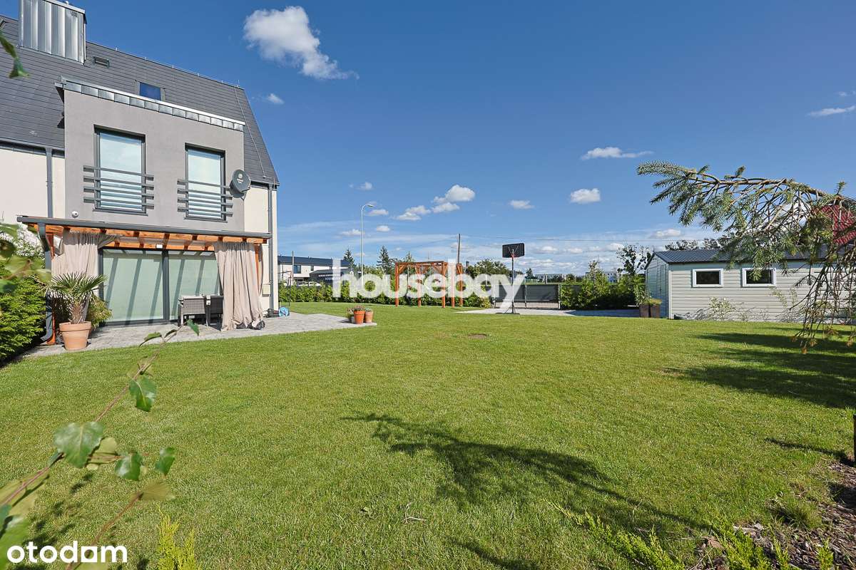 Piękny skrajny segment domu z ogrodem 500 m2-16