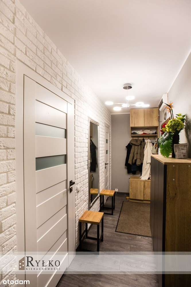 3 pokoje,  garaż,  2 balkony, Górny Miedzyń-13