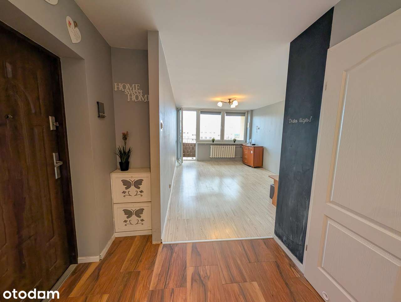 Kawalerka po remoncie Os. Świętokrzyskie Balkon  32,1 m²-3