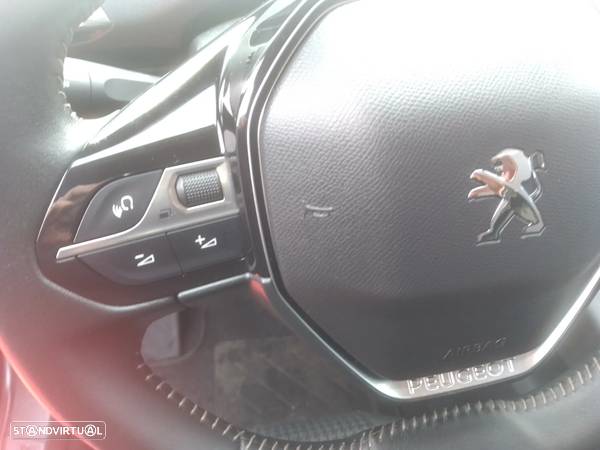 Peugeot 3008 1.5 BlueHDi Active - 11