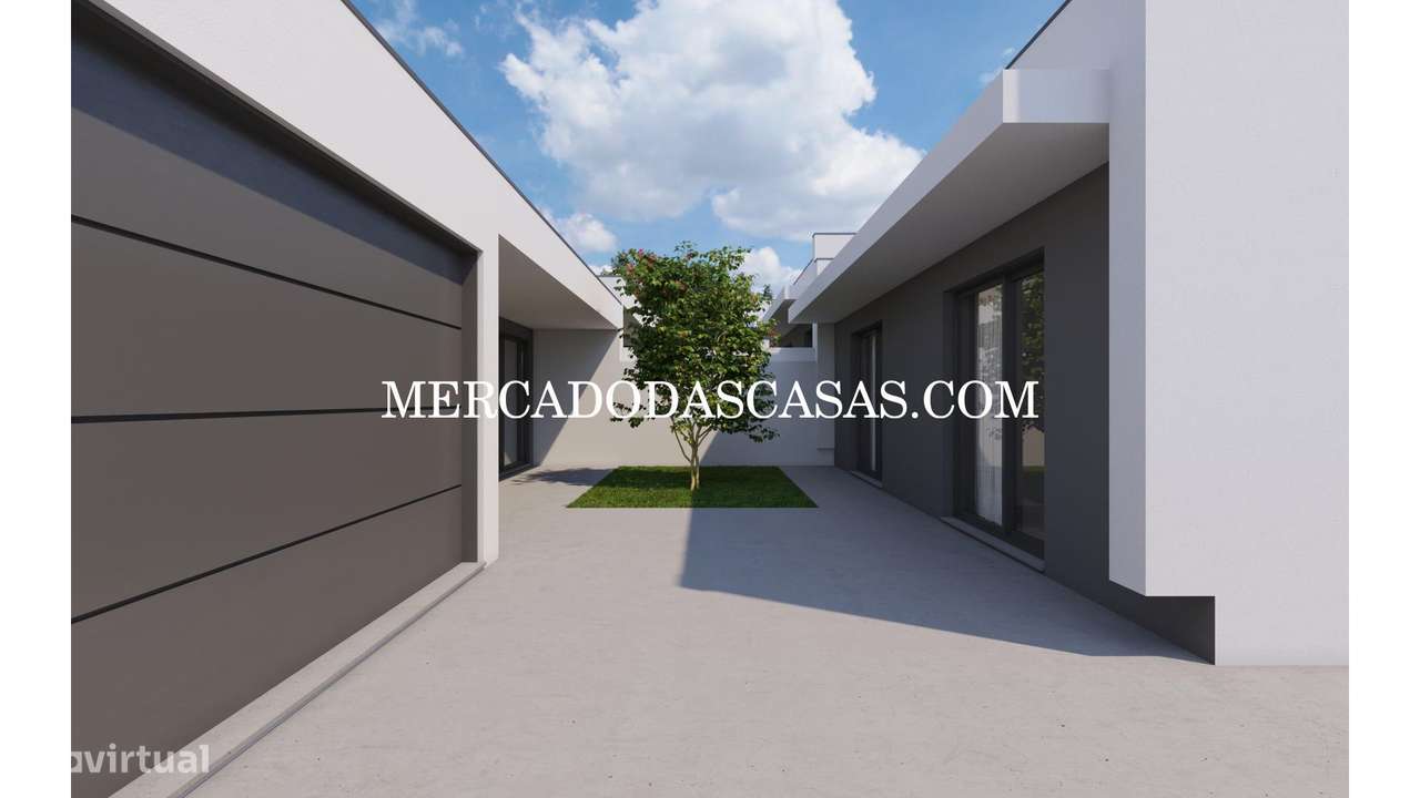 Moradia térrea com jardim, zona tranquila - Grande imagem: 3/17