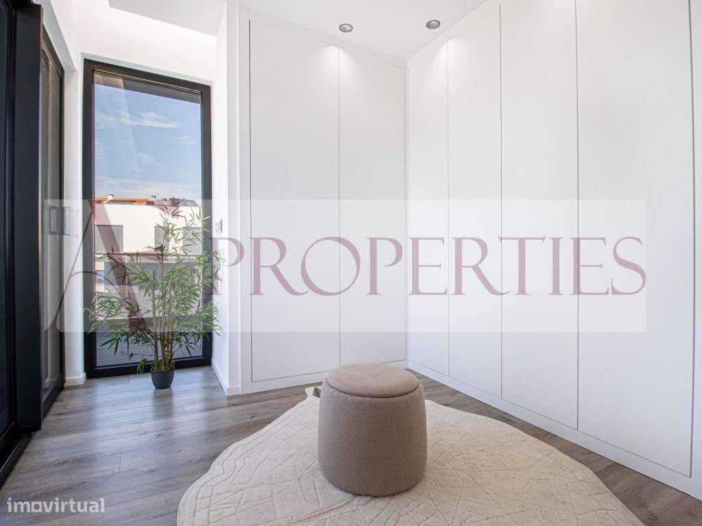 Moradia de luxo isolada com piscina aquecida, jardim e acabamentos ...-23