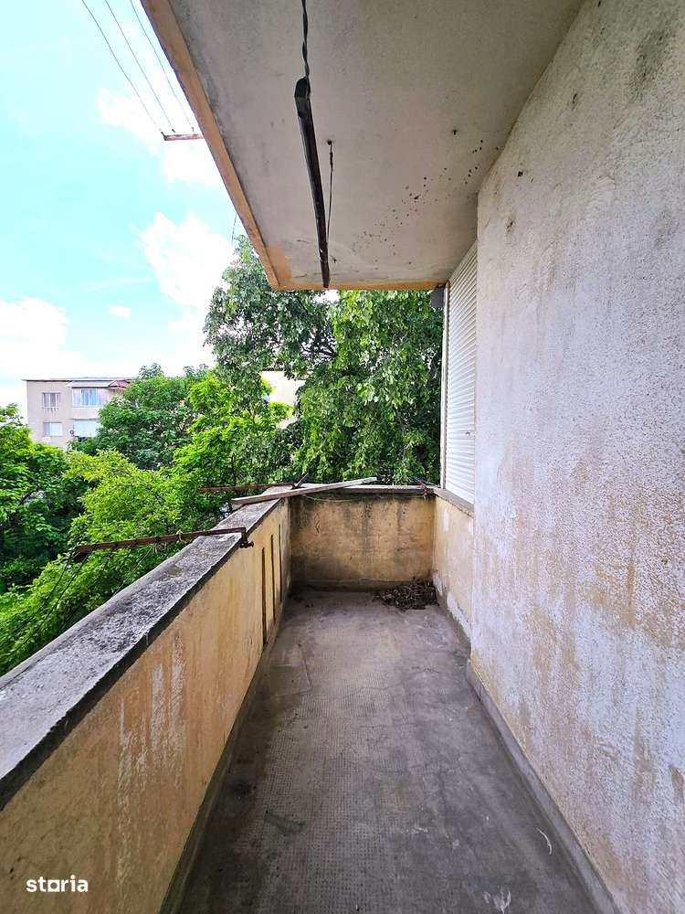 Apartament cu 3 camere decomandat | Etajul 3 - Botizului-11