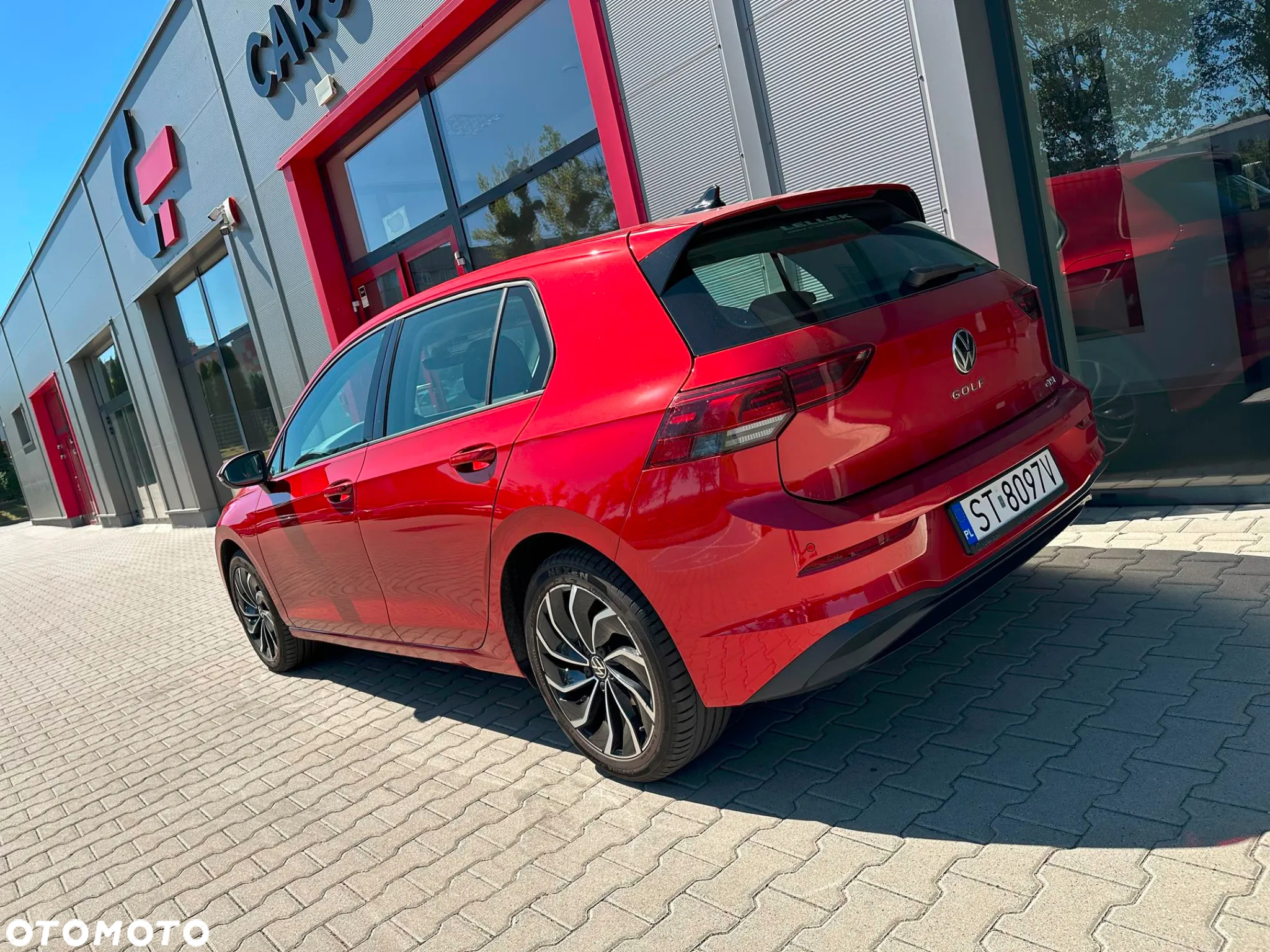 Volkswagen Golf VIII 1.5 eTSI EVO Life DSG - 6