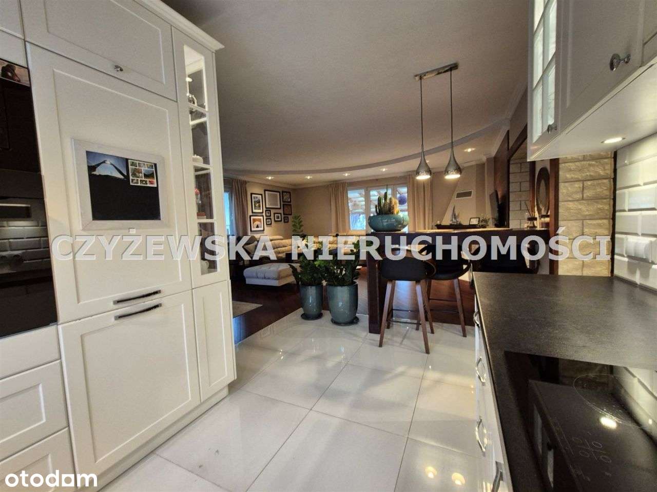 Dom Jednorodzinny Wraz Z Dużym Garażem W Pakiecie!-5