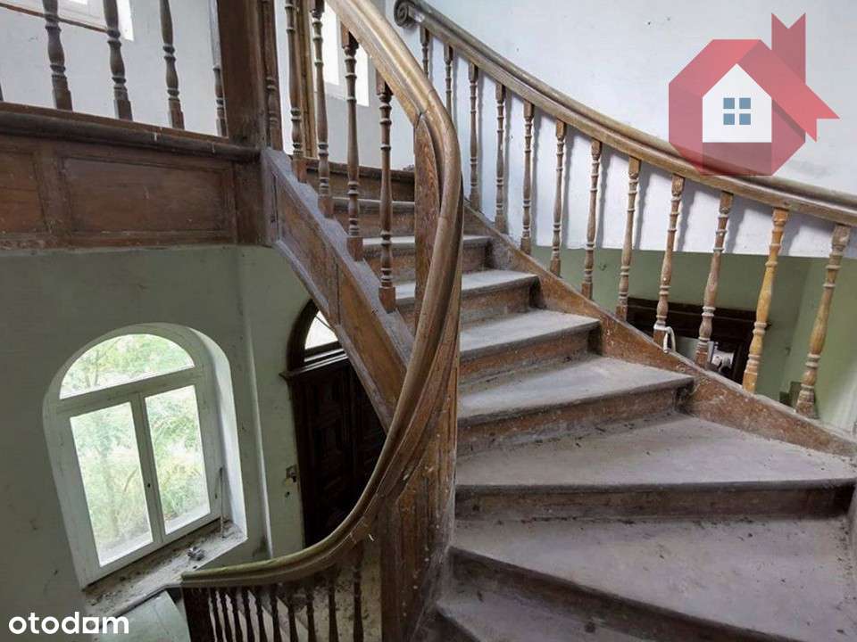 Dwór w Lubiatowie – historyczna rezydencja-5