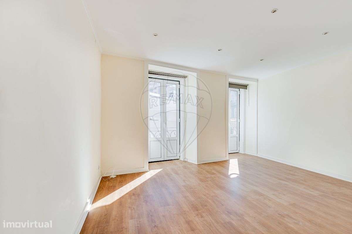 Apartamento T2 para arrendamento - Grande imagem: 2/16