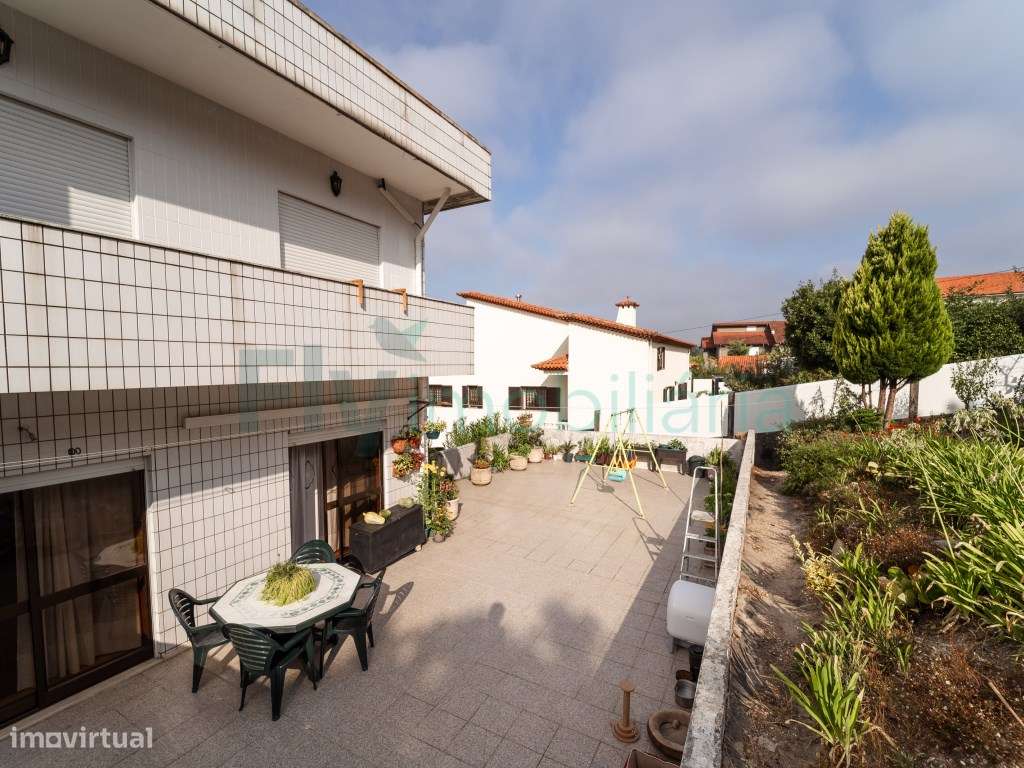 Apartamento T3 com Terraço de 80 m² e Garagem Fechada em Moreira de...-30