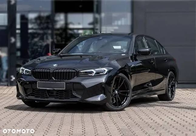 BMW Seria 3 330i xDrive M Sport - 1