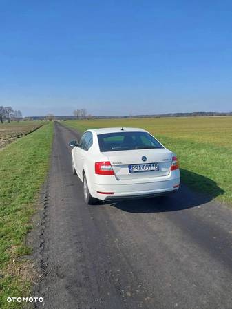 Skoda Octavia 2.0 TDI Ambition - 6