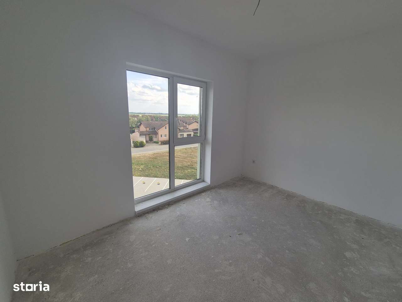 Apartament penthouse 4 camere, teresa 61 mp, Arad, comision 0-7