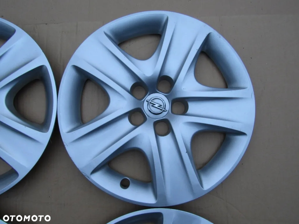 4x Kołpaki Strukturalne 17 Opel Zafira C Astra J Insignia B 5x115 - 6