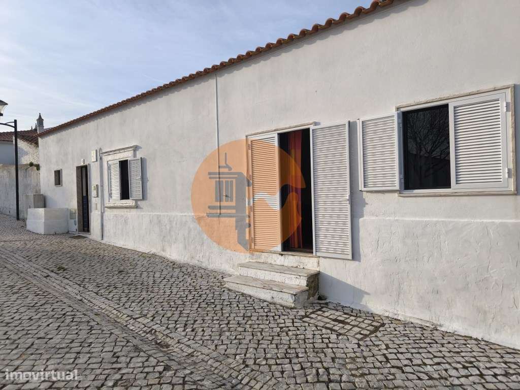 MORADIA T1 - ARRENDAMENTO ANUAL - NO CENTRO DA ALDEIA DO AZINHAL EM... - Grande imagem: 2/44