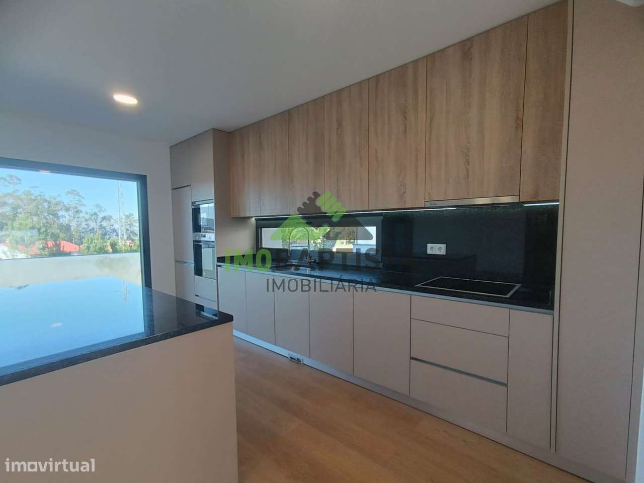 Moradia V3 Nova em Lobão-3