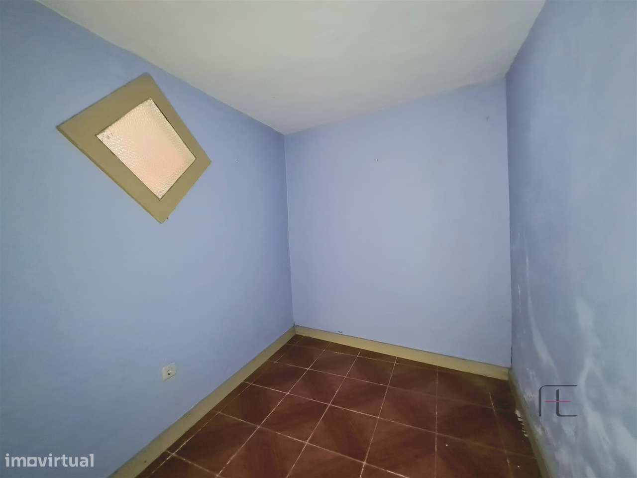 Moradia T3 Esmoriz para reabilitar-12