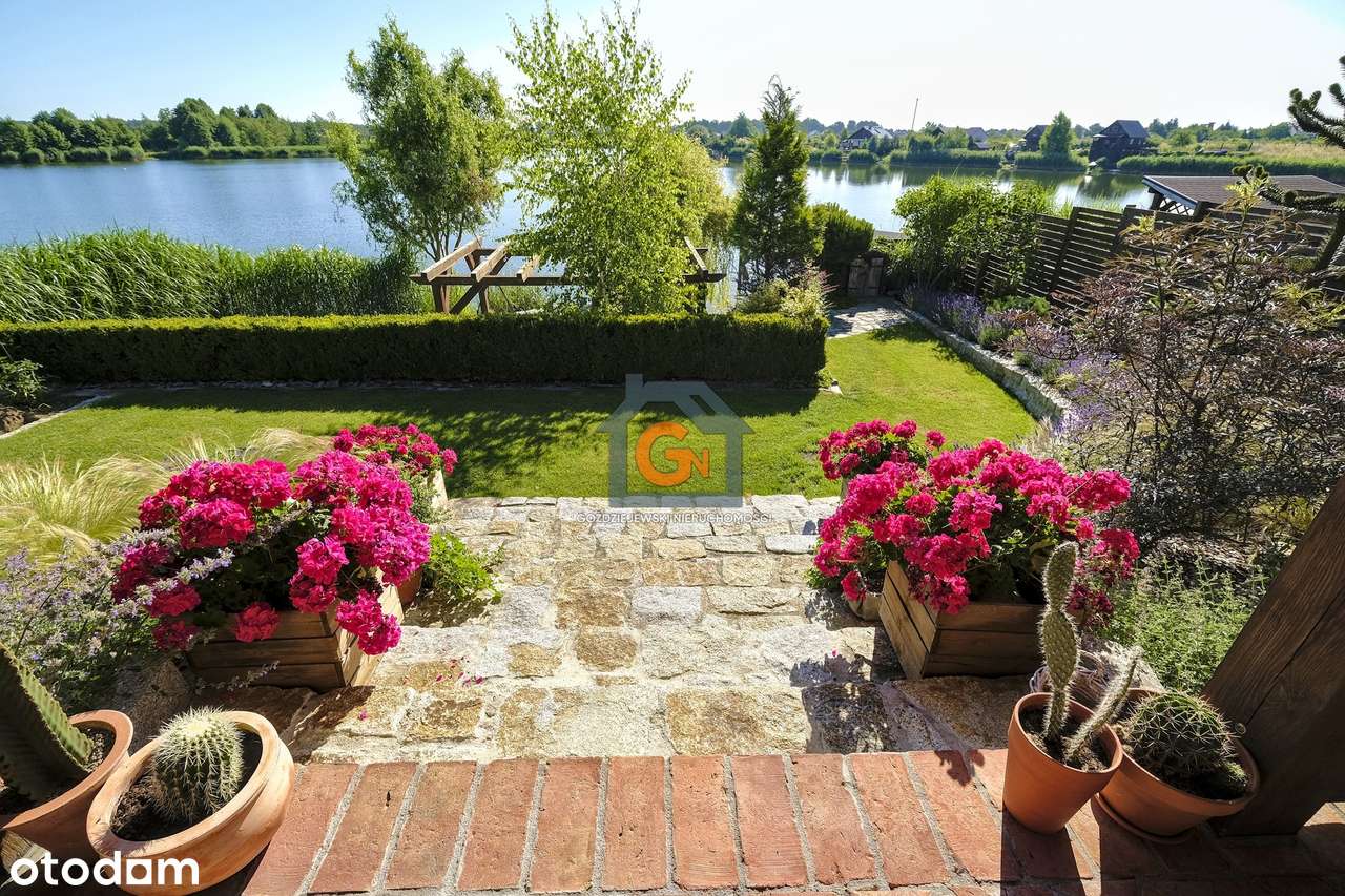 Dom nad jeziorem w Spalona z unikalnym klimatem wiejskiej chaty-14