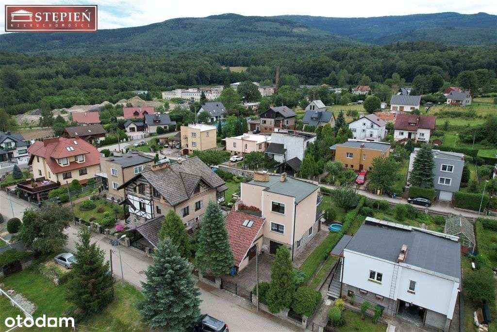 Dom, 211,99 m², Kowary