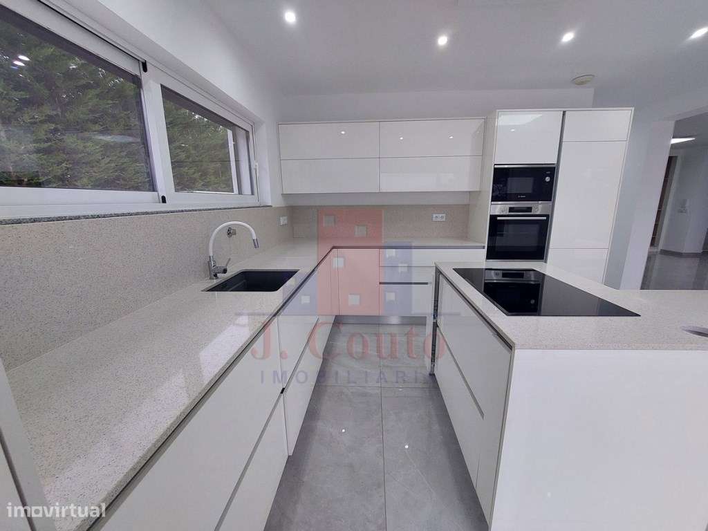 Moradia T3 com vista para o mar-25