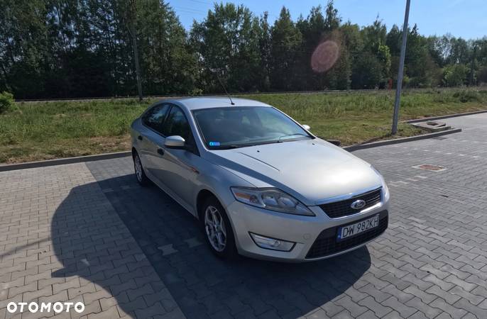 Ford Mondeo 1.6 Silver X - 2