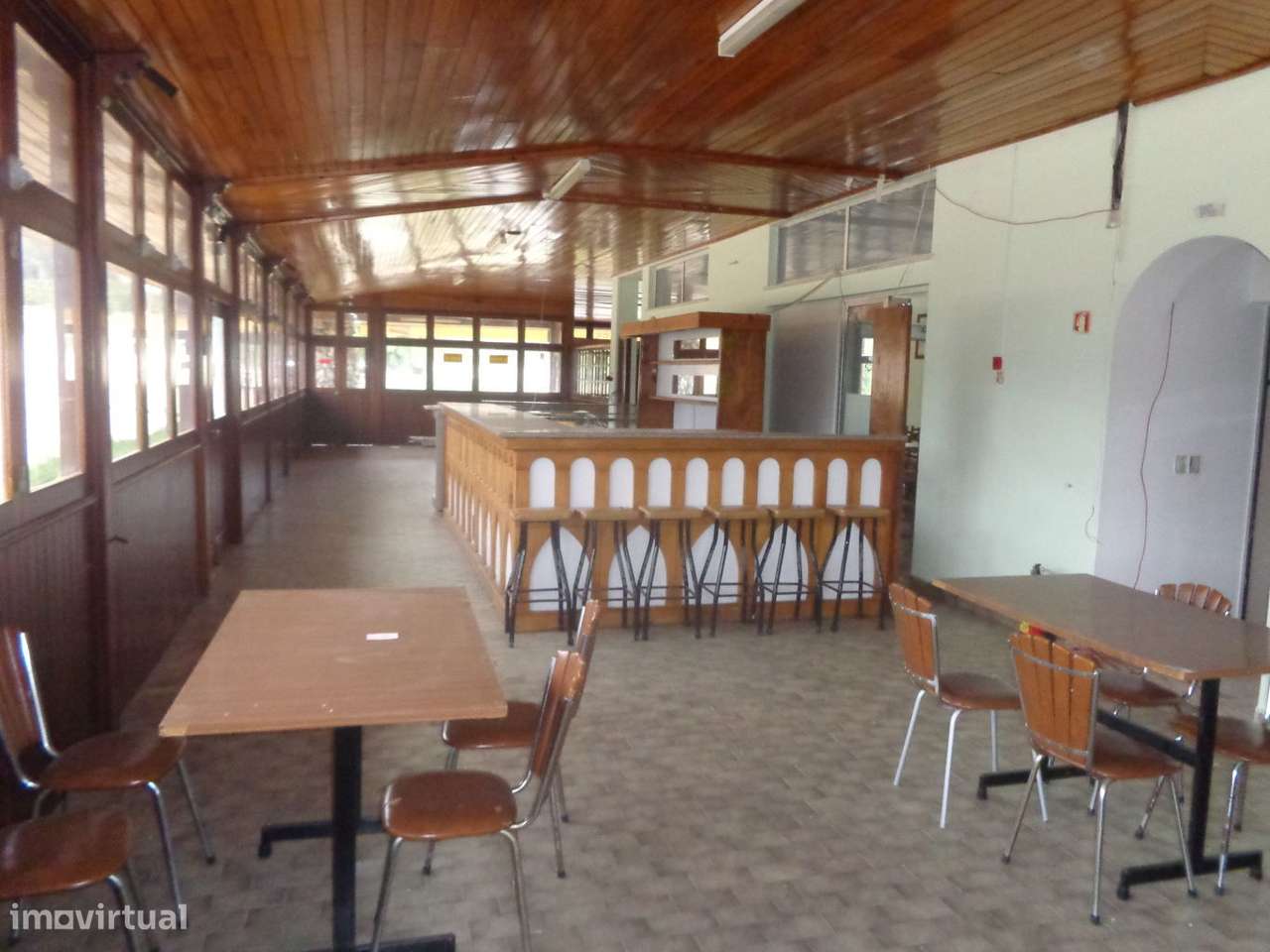 Predio com habitação e Restaurante - M1789/17 - Grande imagem: 3/46