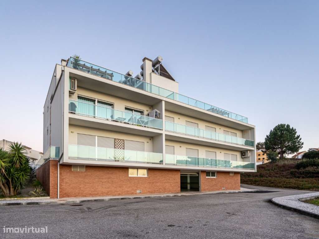 Excelente apartamento T3 com vista mar na Nazaré-26