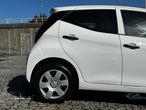 Toyota Aygo 1.0 X-Play - 10