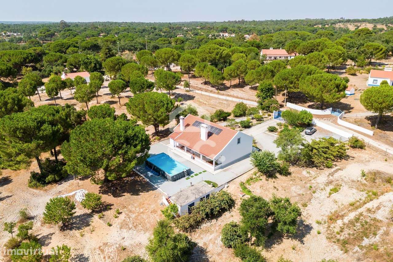 Quinta de 1,6 ha c/ Moradia T5  | Lavre (Montemor-o-Novo) - Grande imagem: 4/60