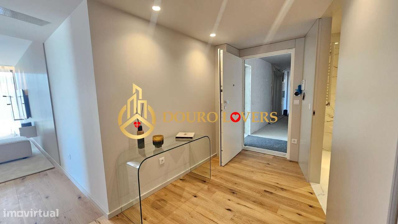 Apartamento T3 em Vila Nova de Gaia, em S. Félix da Marinha - Grande imagem: 5/59