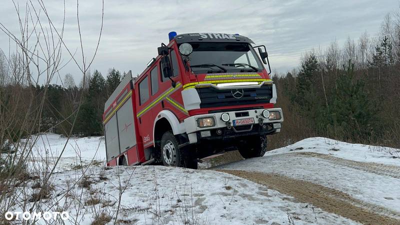 Mercedes-Benz Straż Pożarna 4x4 Pożarniczy MERCEDES AF, 3t wody+piana, CNBOP, działko, Reduktor, blokady, łańcuchy, szybkie natarcie, maszt oświetleniowy 360 stopni 3,5m! Pojazd w powłoce lakierniczej-PREDATOR w nowym brandzie 2020 - 17