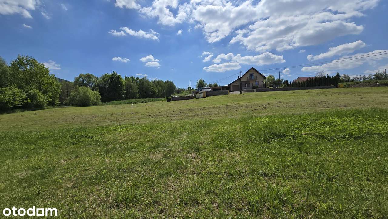Sprzedam działkę budowlaną w Poznachowicach Górnych-1