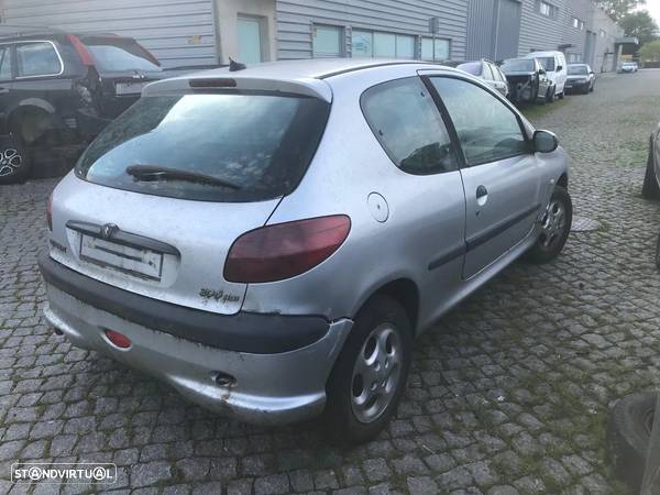 Peugeot 206 2.0 HDi Van 2002 - Para Peças - 7