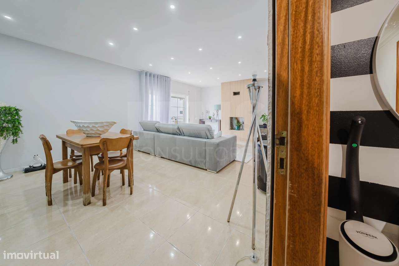 Apartamento T3 com Vista Mar na Praia do Norte - Grande imagem: 3/30