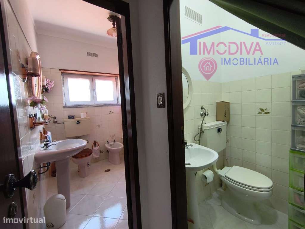 Moradia T3 com garagem e Terreno com 1850 m2 em Arega, Figueiró dos...-47