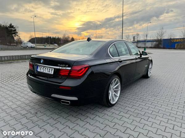 BMW Seria 7 740d xDrive - 3