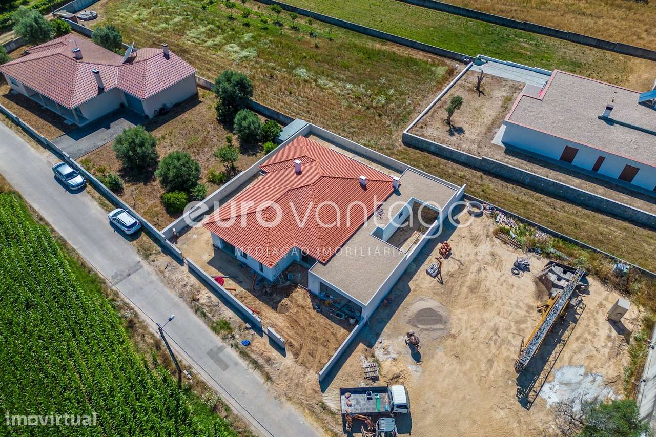 Moradia Isolada em Ortigosa - Leiria - Grande imagem: 3/60