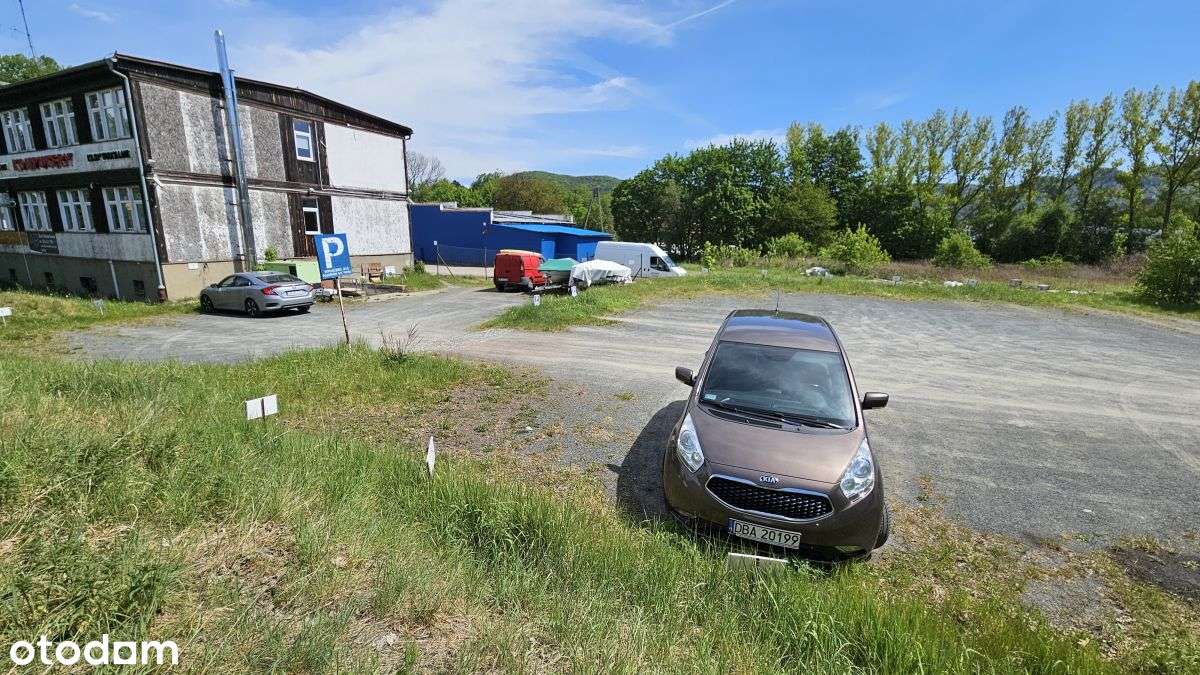 Obiekt Usługowo Biurowy w centrum-13