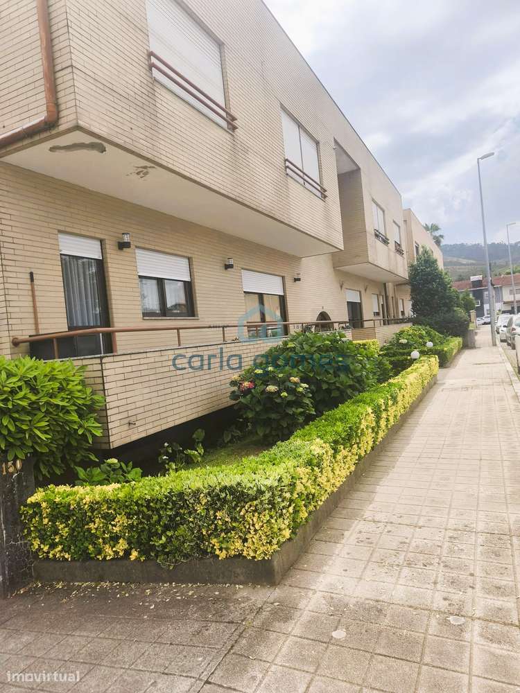 APARTAMENTO T2 – 2 FRENTES | CAMPO, VALONGO-0