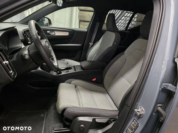 Volvo XC 40 - 5