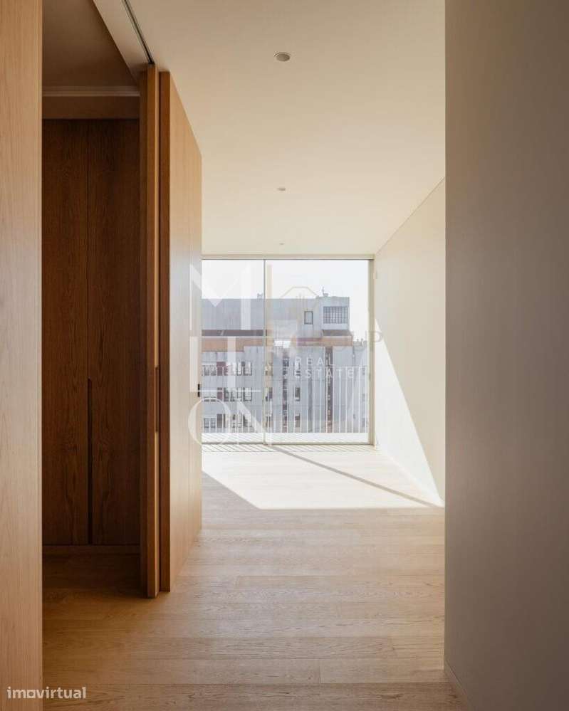 Luxuoso apartamento T2 - duas suites- para arrendamento na avenida da - Grande imagem: 4/14