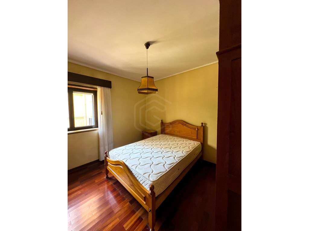 T3 Duplex, usado, com garagem de 24m2, no Bairro do Liceu em Aveiro - Grande imagem: 5/29