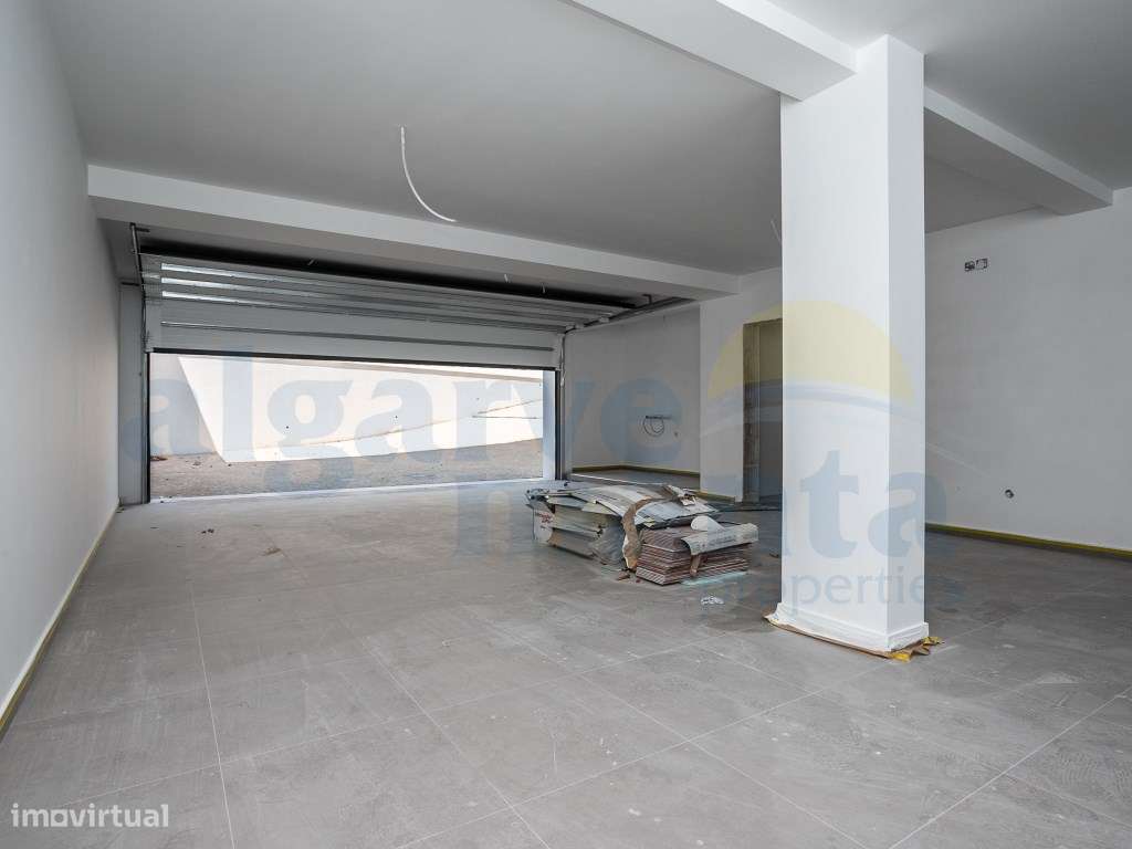 Moradia T4 de Arquitetura Contemporânea com Piscina, Rooftop e Vist...-36